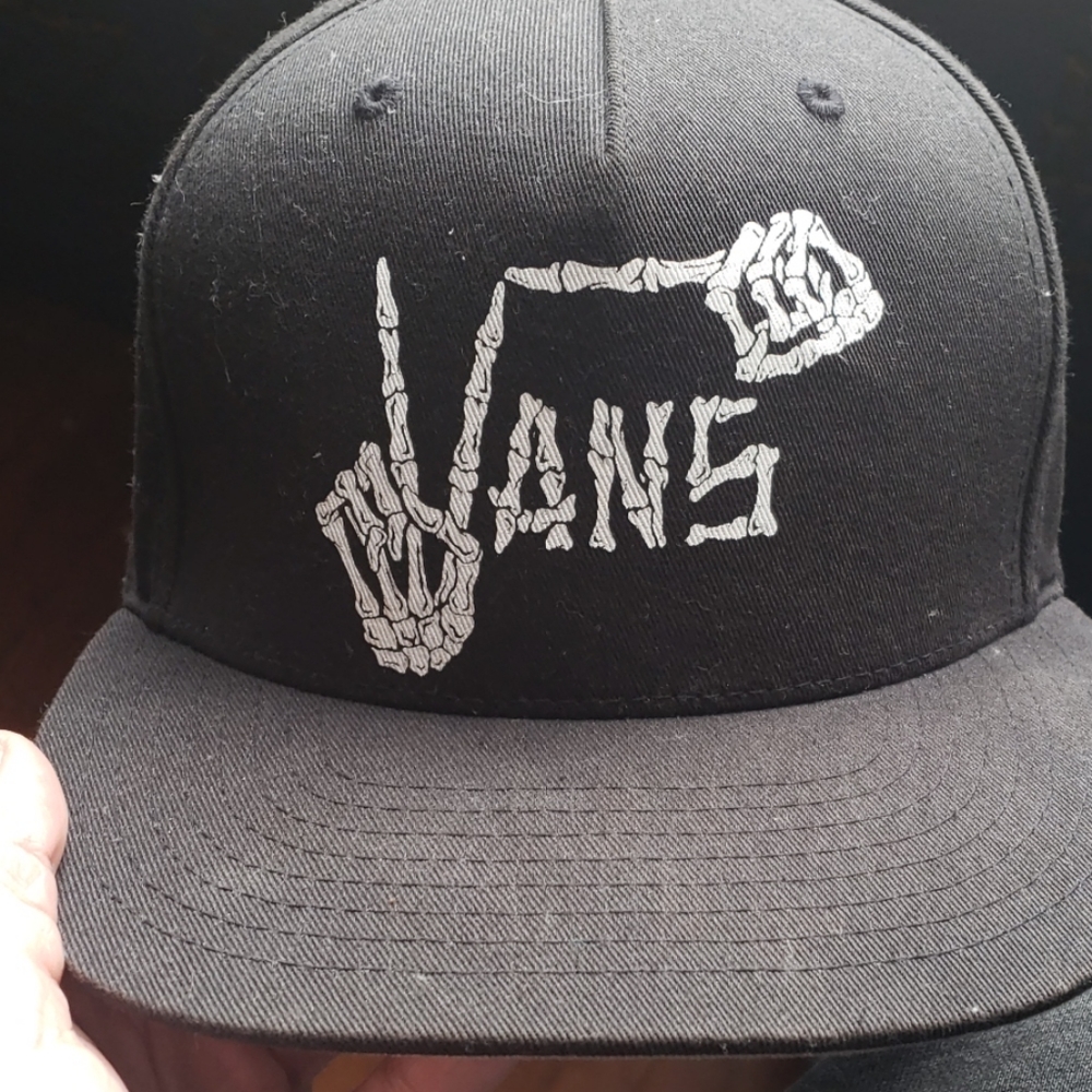 Van's hat.